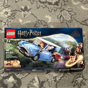 LEGO Blue and White Magical Car Set